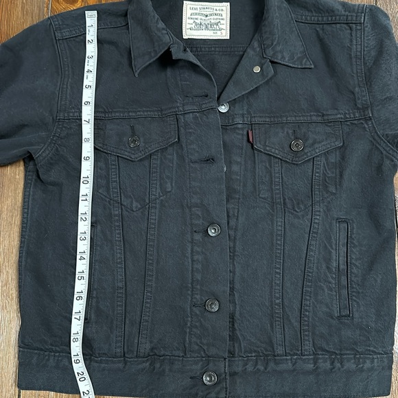 Levi Strauss WellThread Trucker Jacket with Breaking Wave Detail - Picture 10 of 11